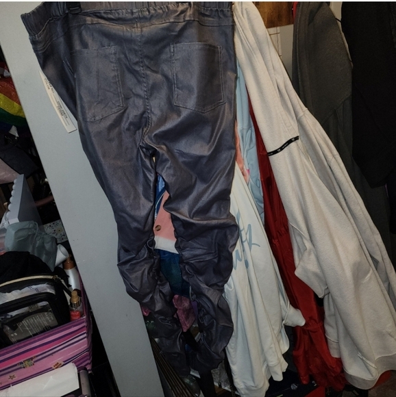 🍁🍂Nwt Like an angel 2x ruched leggings - Picture 2 of 3